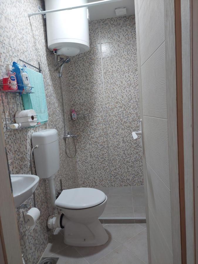 Apartmani Petkovic 226 Velika Drenova Ngoại thất bức ảnh